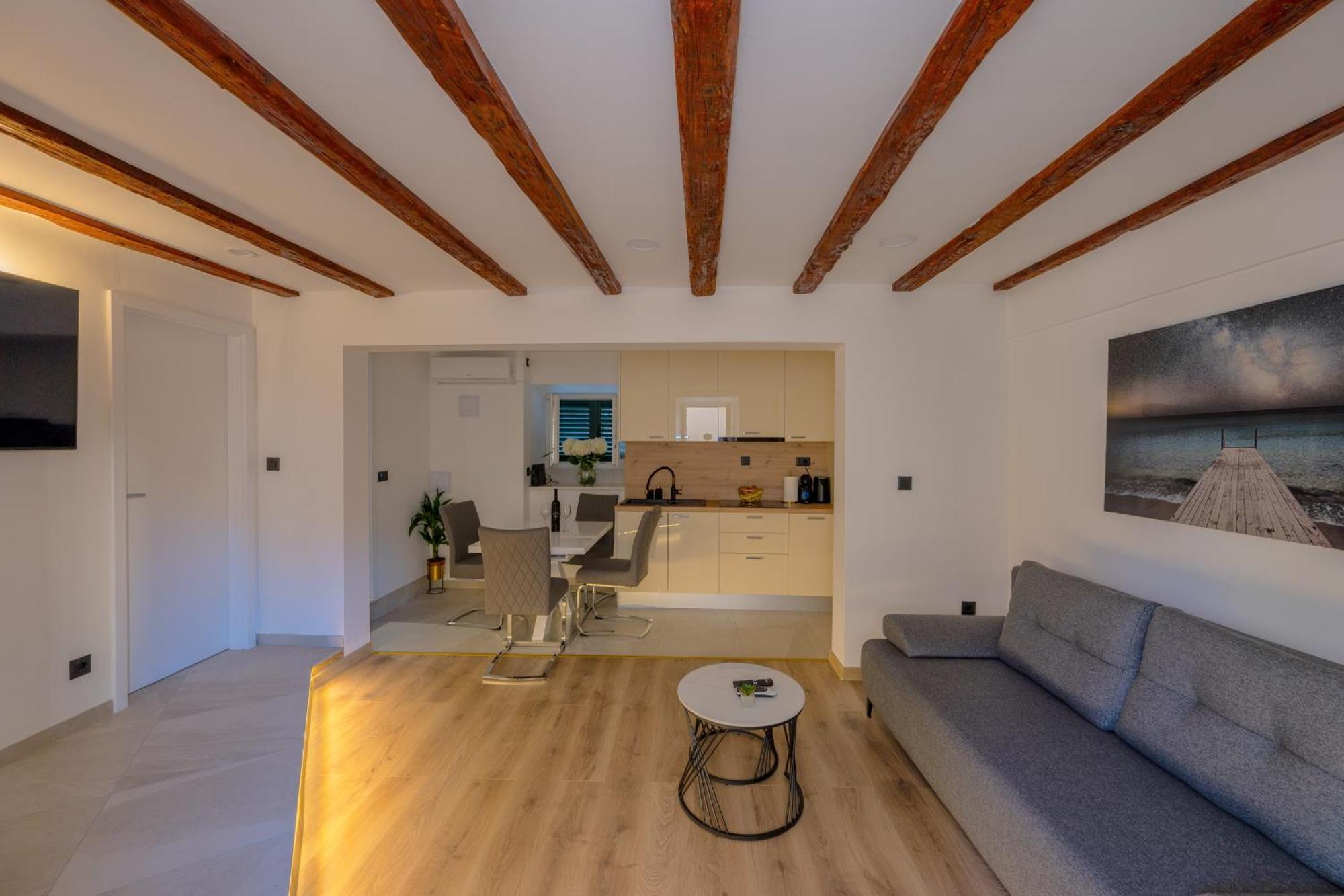 Bernard Deluxe Renovated Peaceful Old Town Gem Διαμέρισμα Σπλιτ Εξωτερικό φωτογραφία
